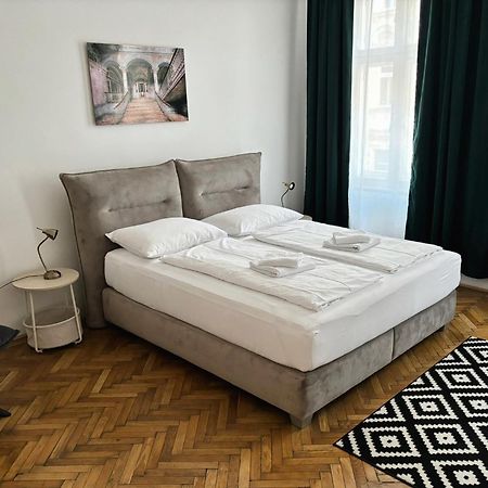Casa Nostra - Schoene 3-Zimmerwohnung Am Augarten เวียนนา ภายนอก รูปภาพ