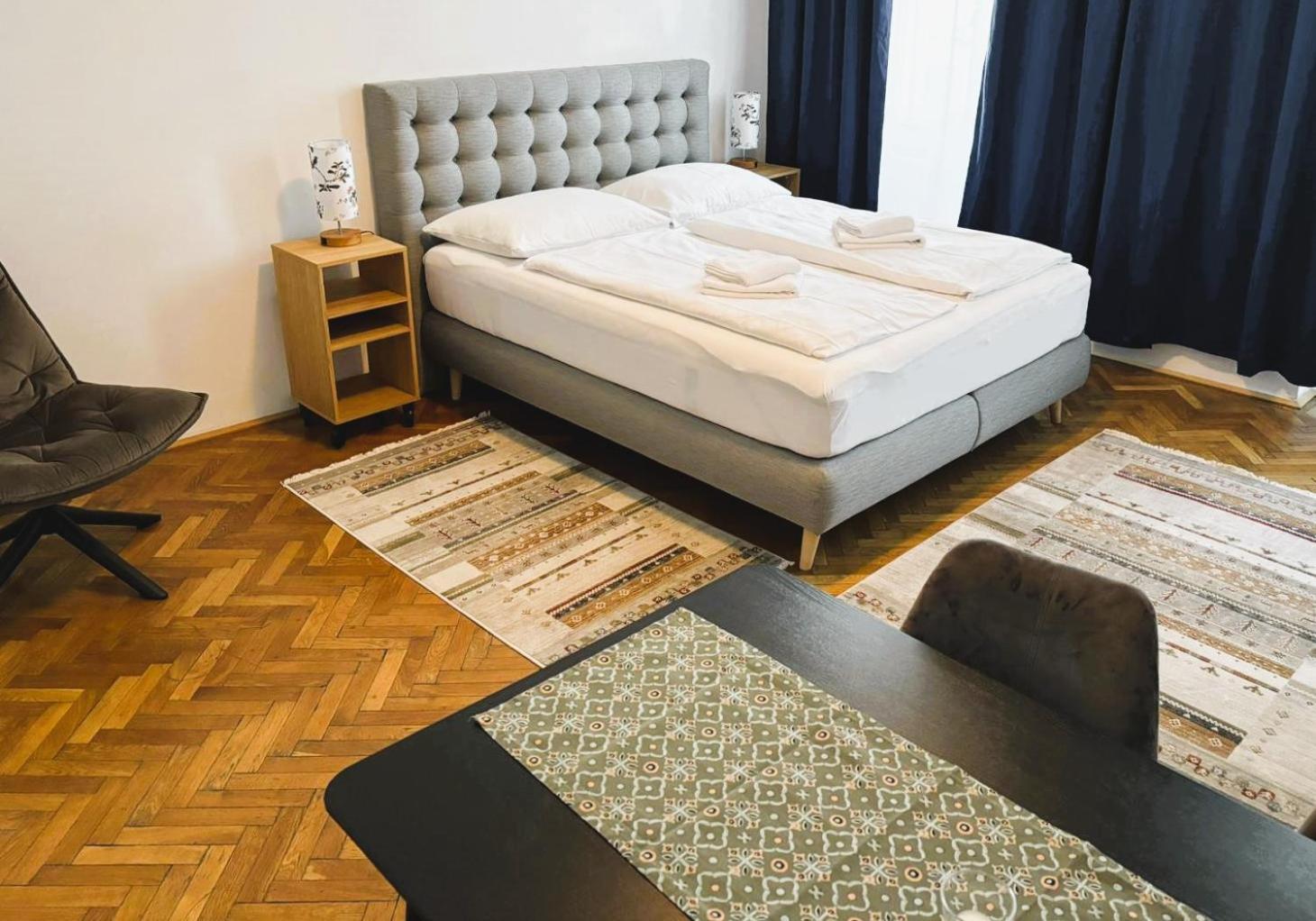 Casa Nostra - Schoene 3-Zimmerwohnung Am Augarten เวียนนา ภายนอก รูปภาพ
